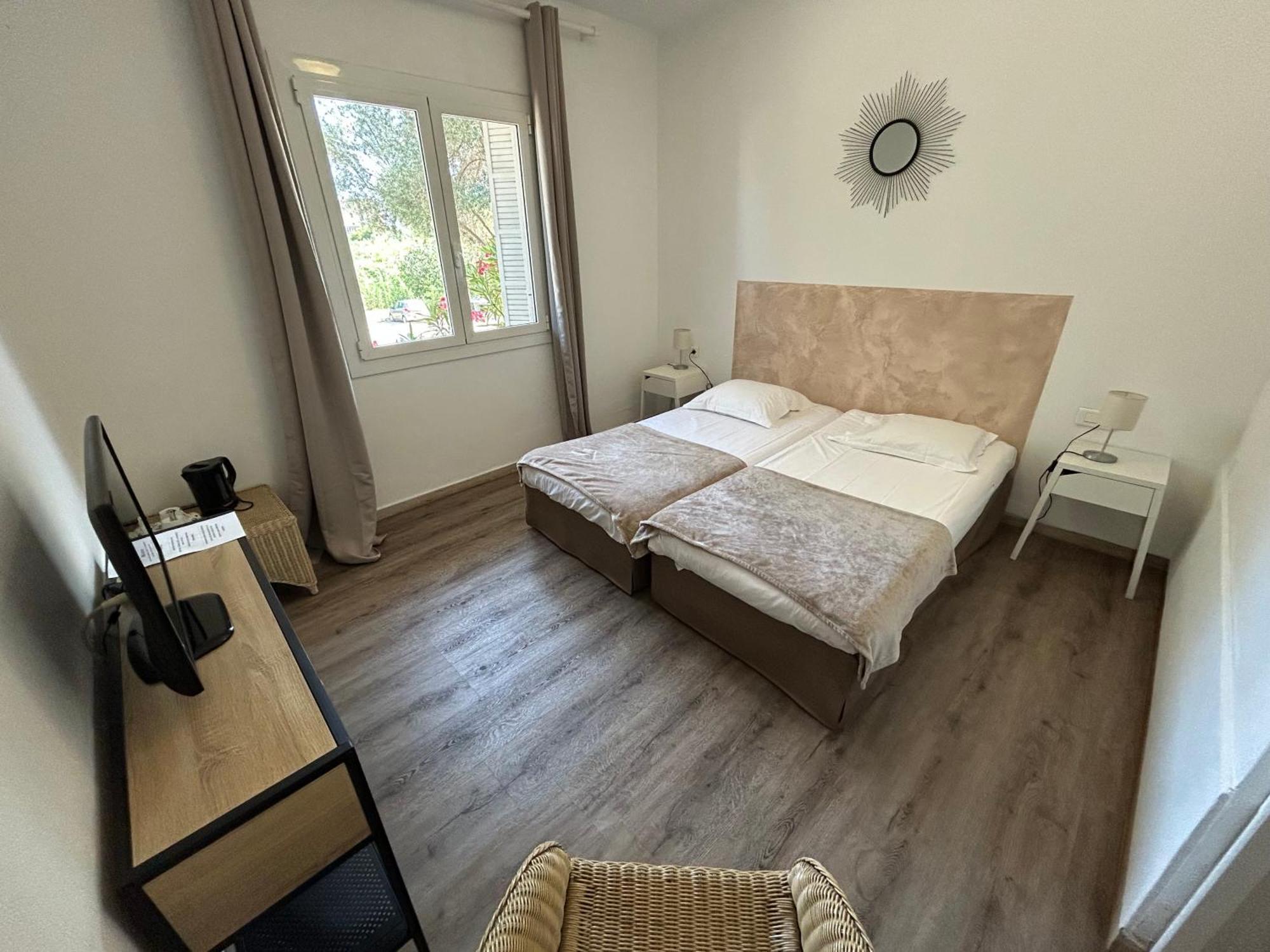 L'aiglon Bylitis Hotel