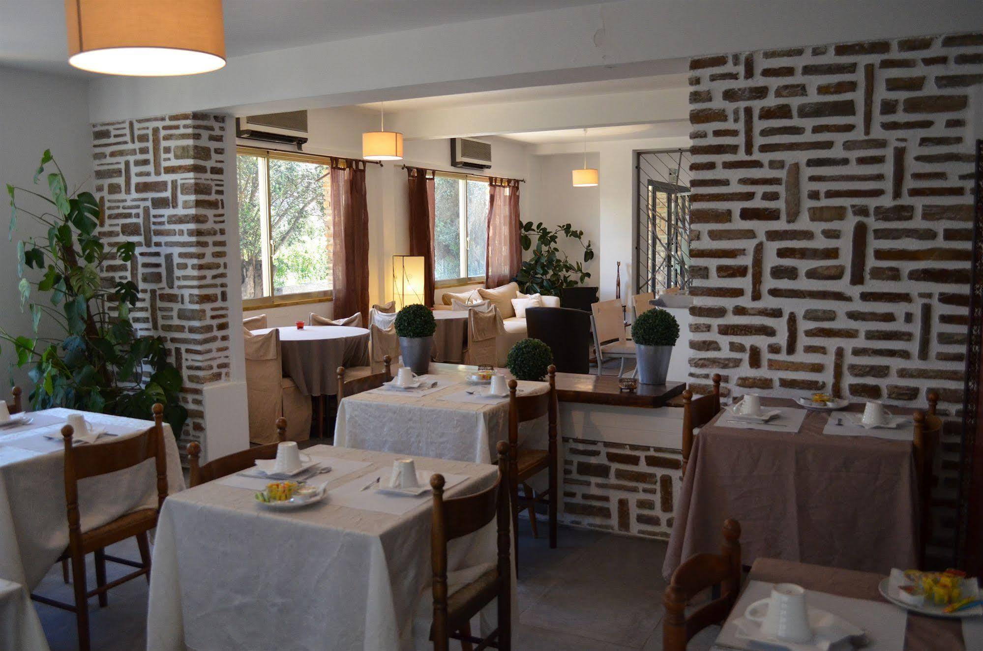 Hotel L'aiglon Bylitis 2*